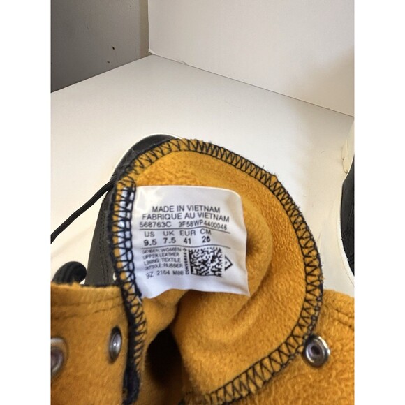 Converse Women's Chuck Taylor Lugged Hi Black leather & Gore-Tex Boots Size 9.5 - Picture 9 of 9